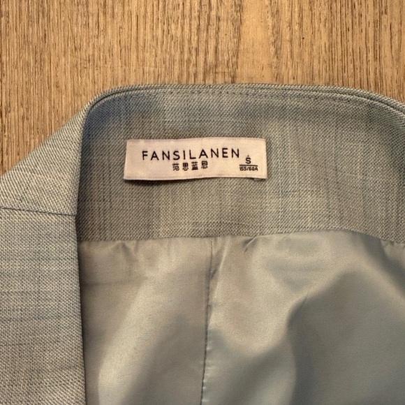 Fansilanen Elegant Blue Skirt with Button Detail size S - Picture 4 of 11